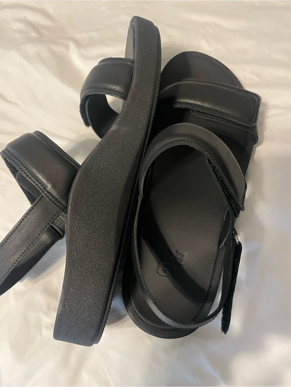 Abeo Black Women's Adjustable Strap Sandals